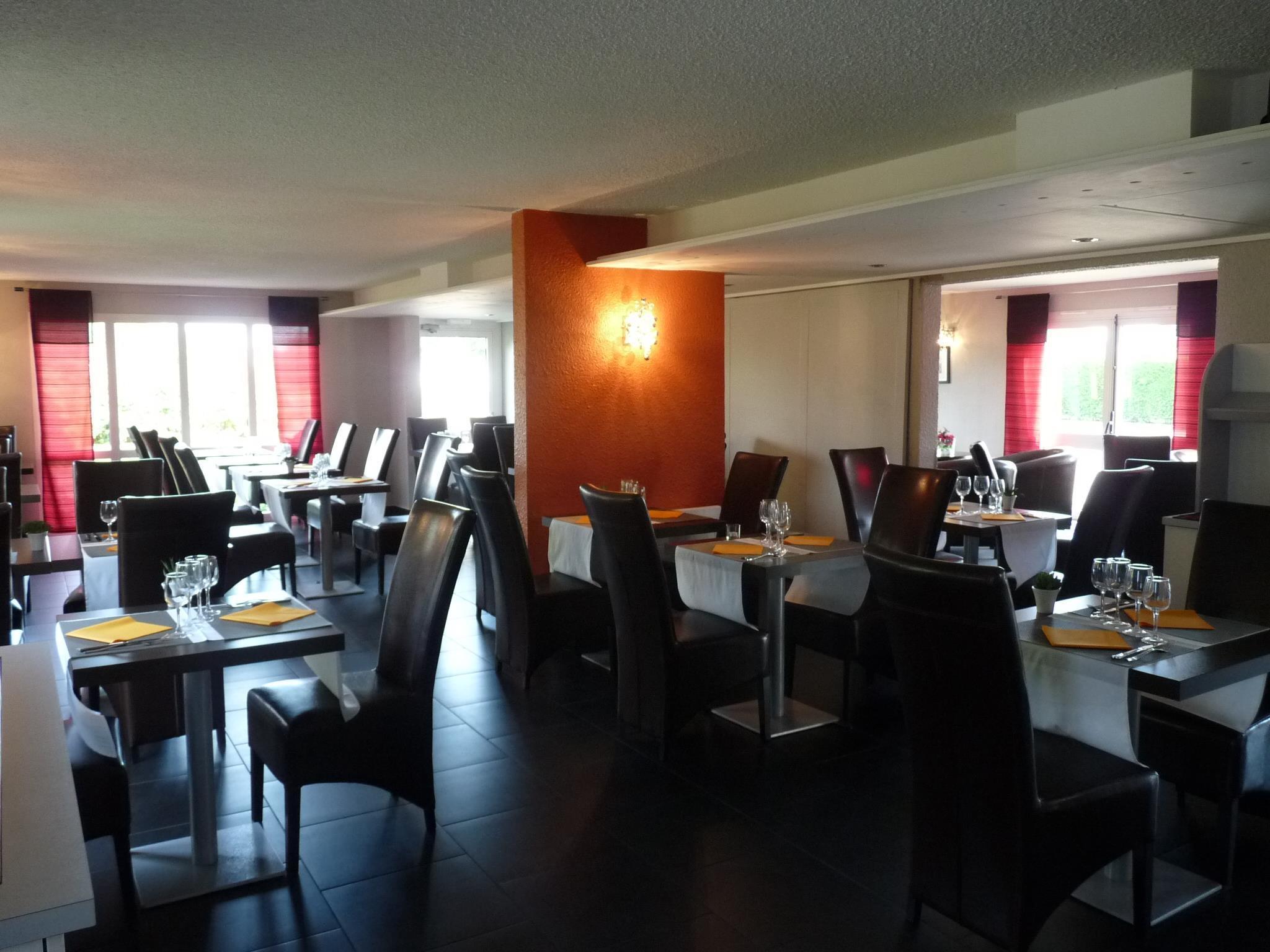 Hotel Kyriad Dieppe Saint-Aubin-sur-Scie Restoran fotoğraf