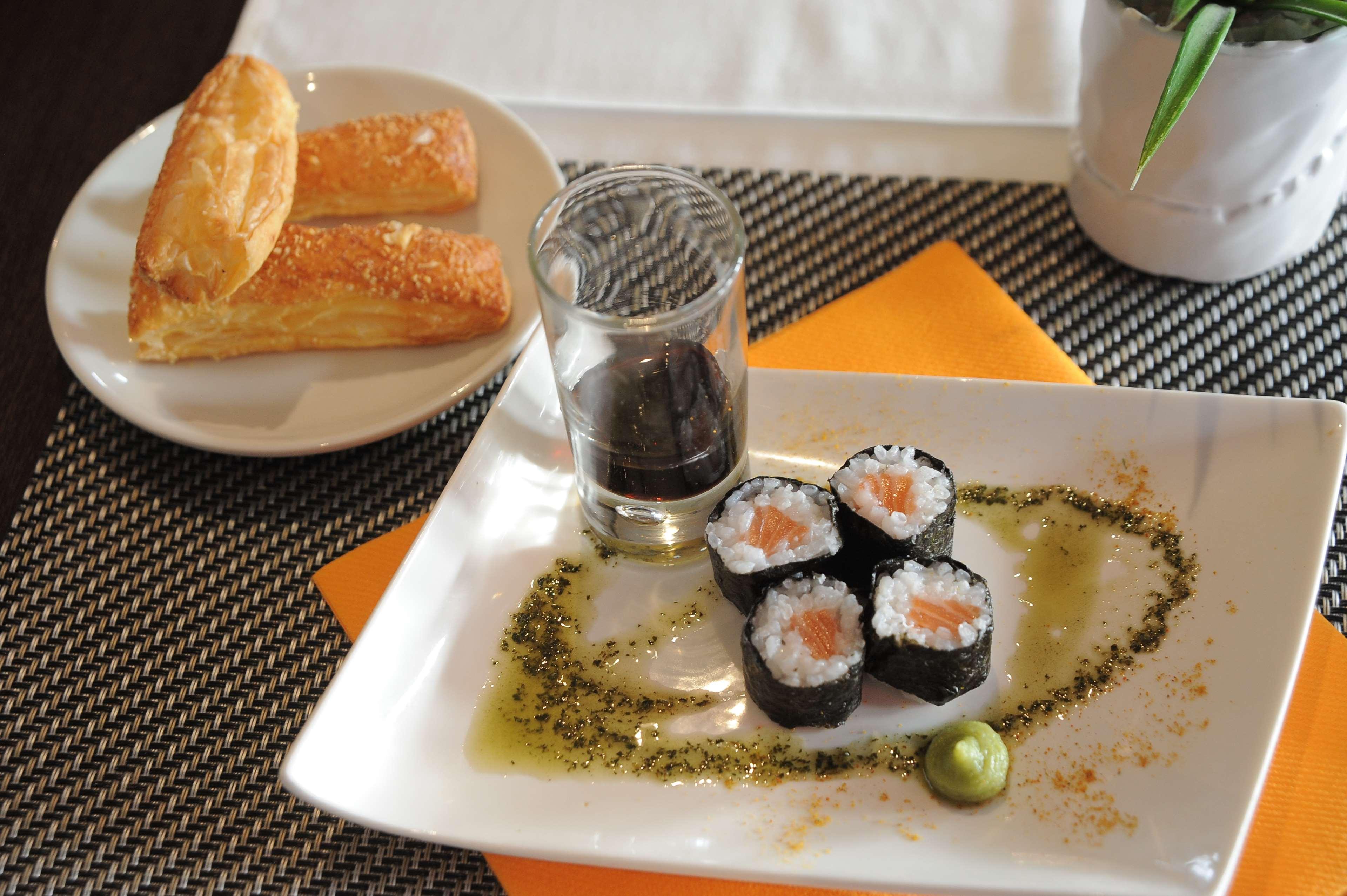 Hotel Kyriad Dieppe Saint-Aubin-sur-Scie Dış mekan fotoğraf